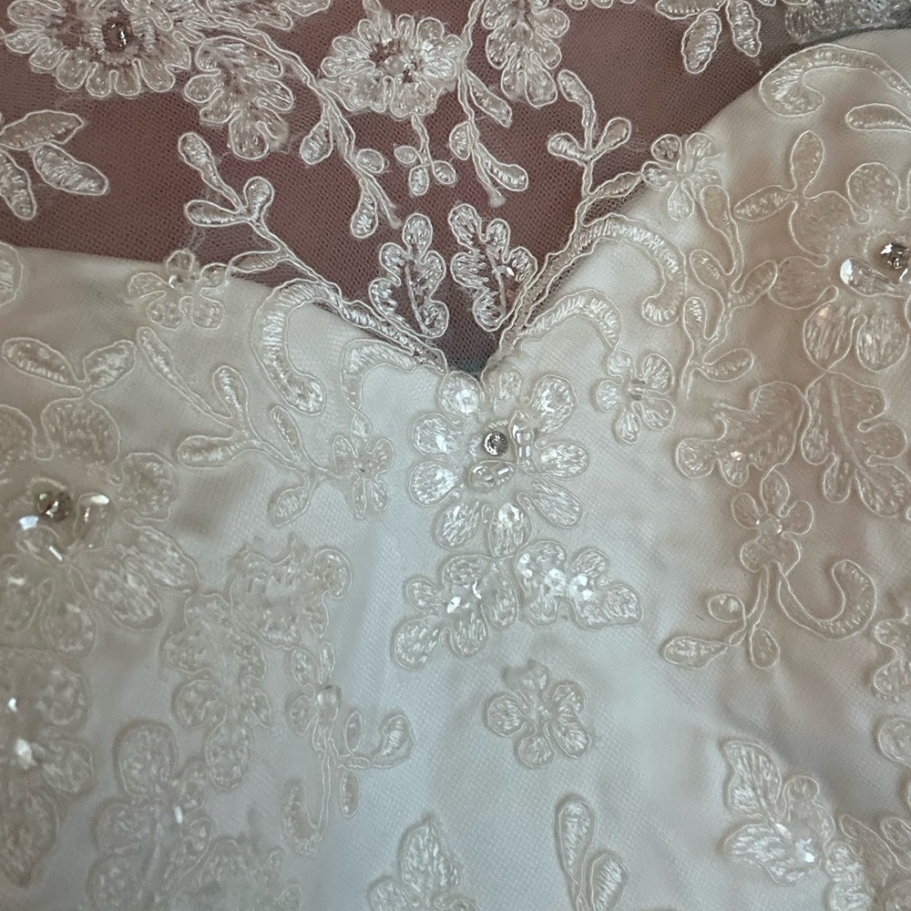 Alfred Angelo Wedding dress size 16 NWT - Picture 13 of 17